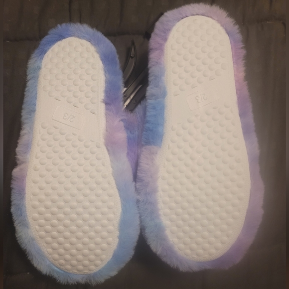 Extremely Me Girl Unicorn 🦄 Slippers Brand New - Picture 4 of 4